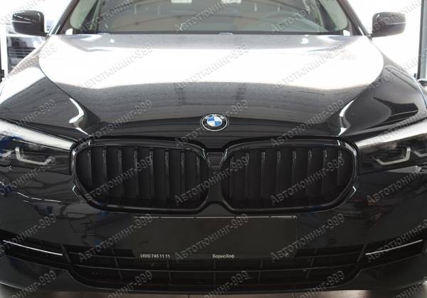 Решетка радиатора ноздри Performance на BMW 5 серия G30